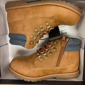 NWT Nautica Kids construction books